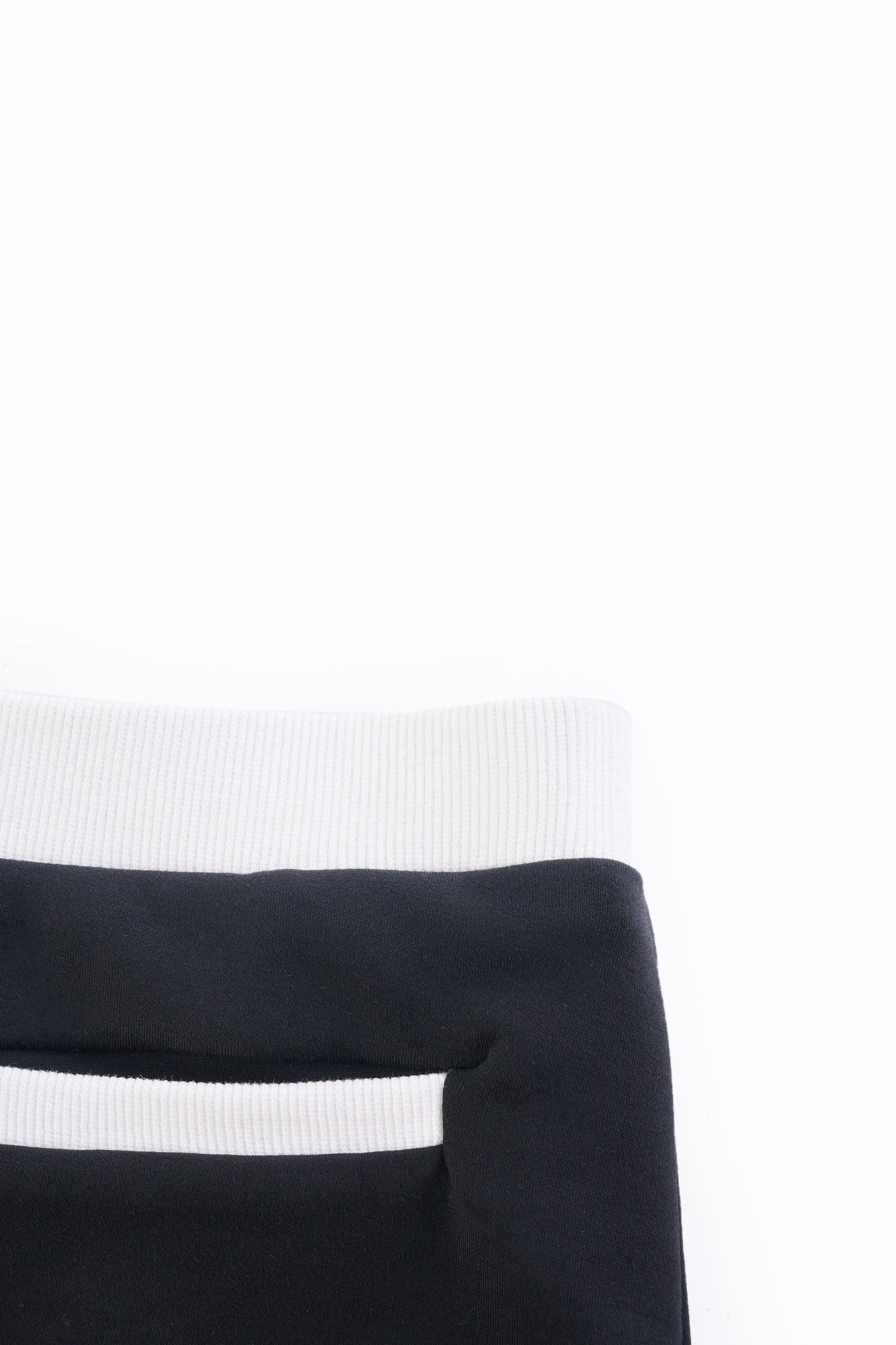 Contrast Trim Mini Skirt
