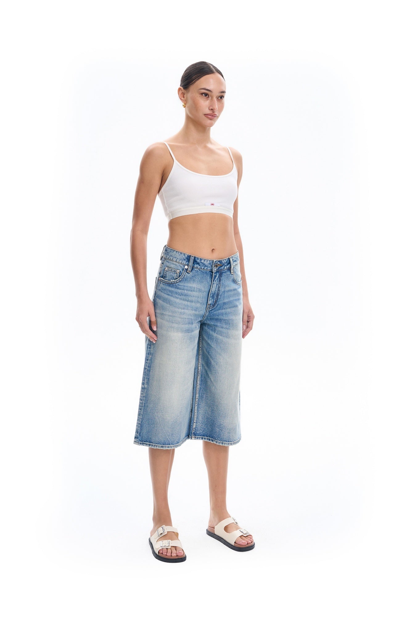 Wide Leg Cropped Jeans