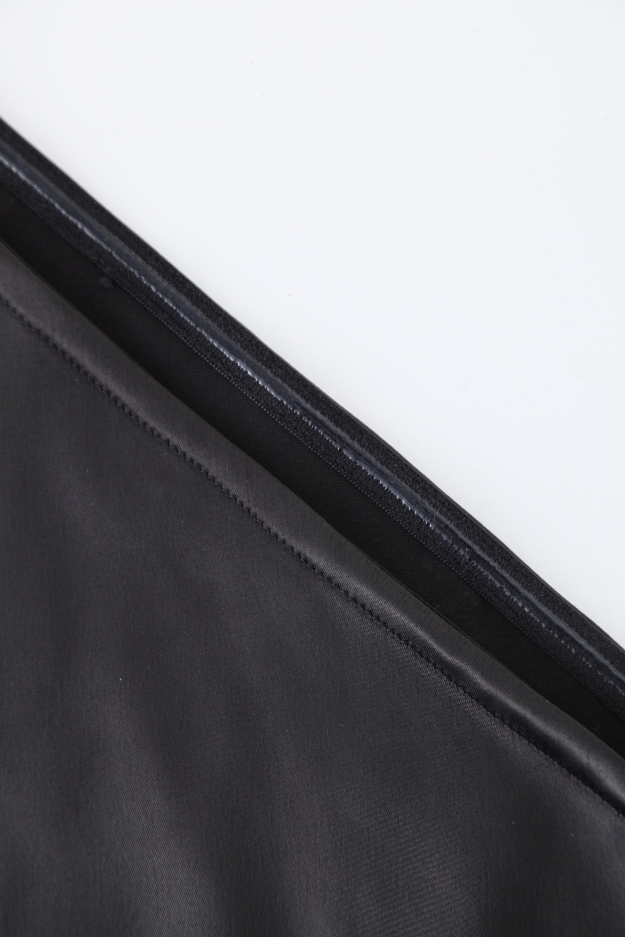 sai logo satin hotfix strapless top